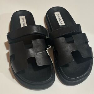 Steve Madden Black Cutout Slide Sandals